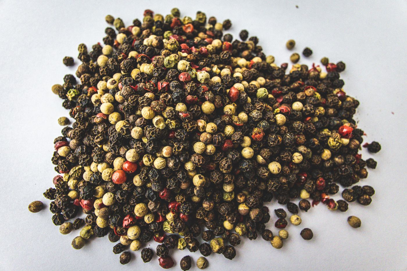 Black Pepper, the botanical source of black pepper essential oil