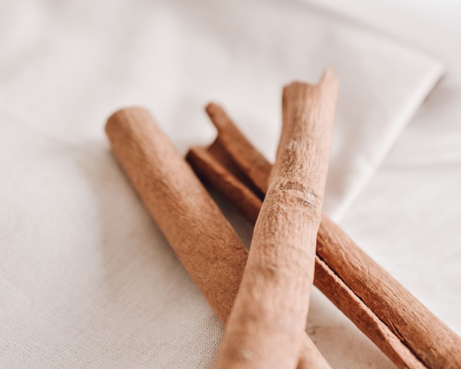 cinnamon bark sticks