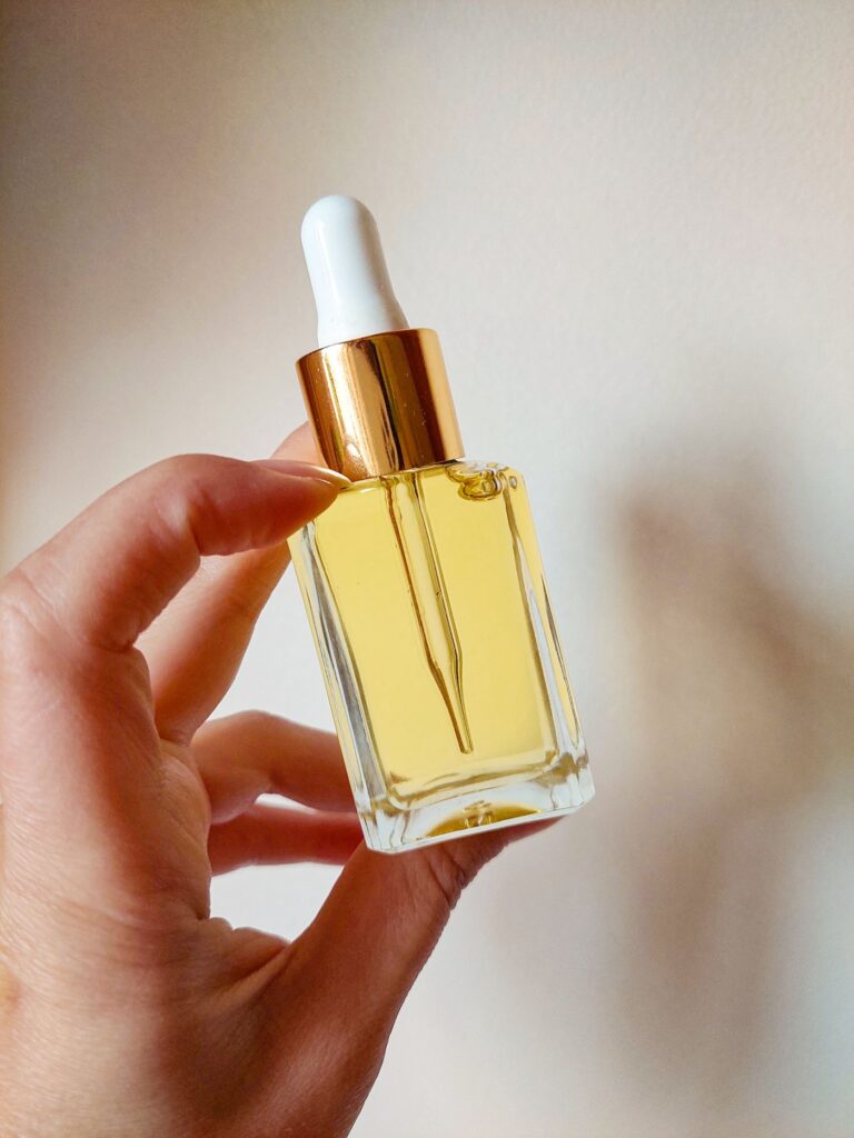 Comforting Blend in an amber glass dropper bottle - OEM private label Malaysia