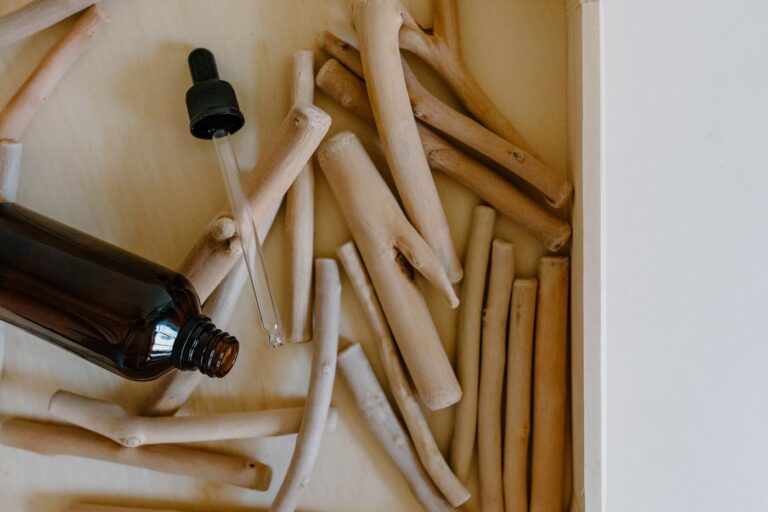 Hawaiian Sandalwood Essential Oil 5ml with fresh hawaiian sandalwood - private label OEM manufacturing in Malaysia