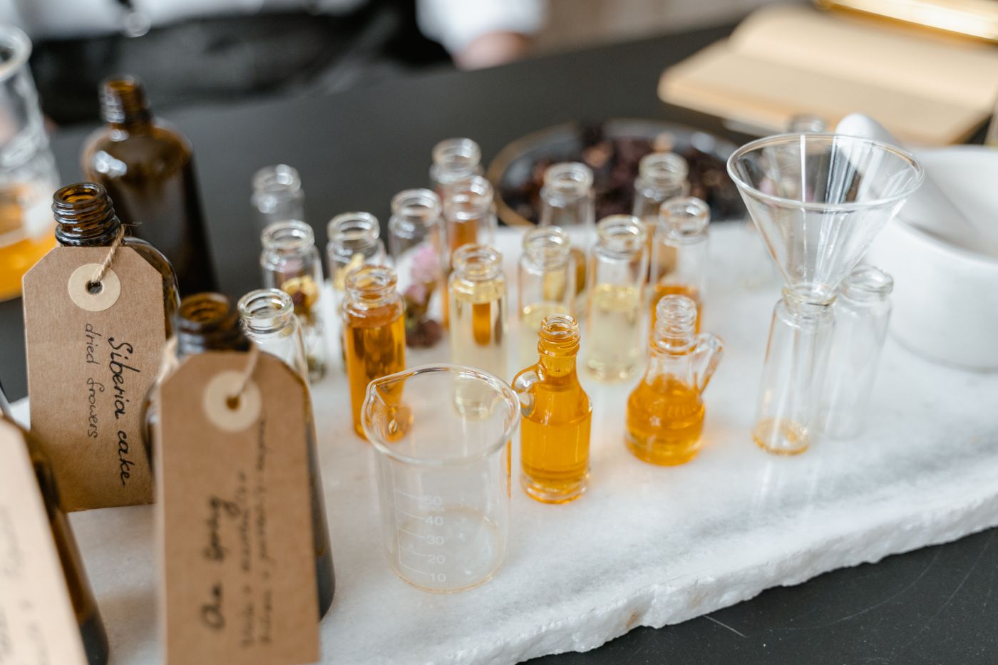 Sample Vial Pack, the botanical source of sample vial pack