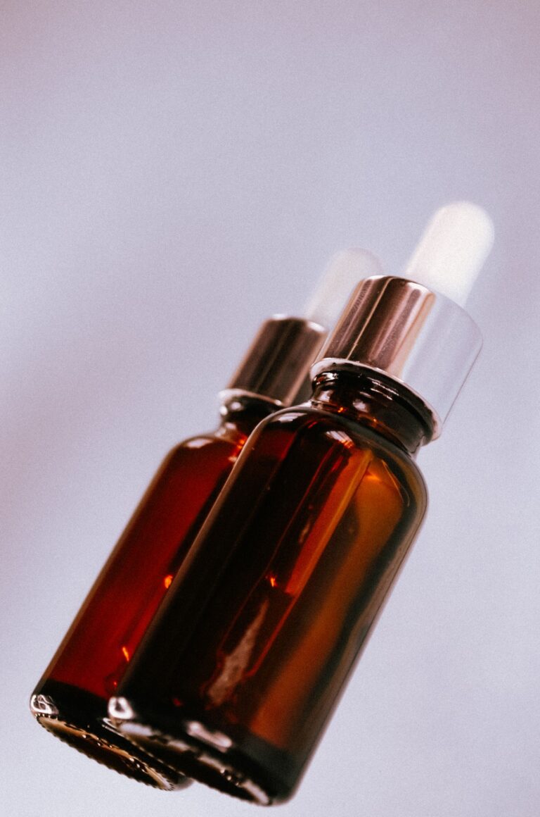 Vanilla Oleoresin in an amber glass dropper bottle - OEM private label Malaysia